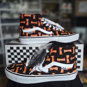 Vans x Thrasher Sk8-Hi Sneakers - Black and Orange